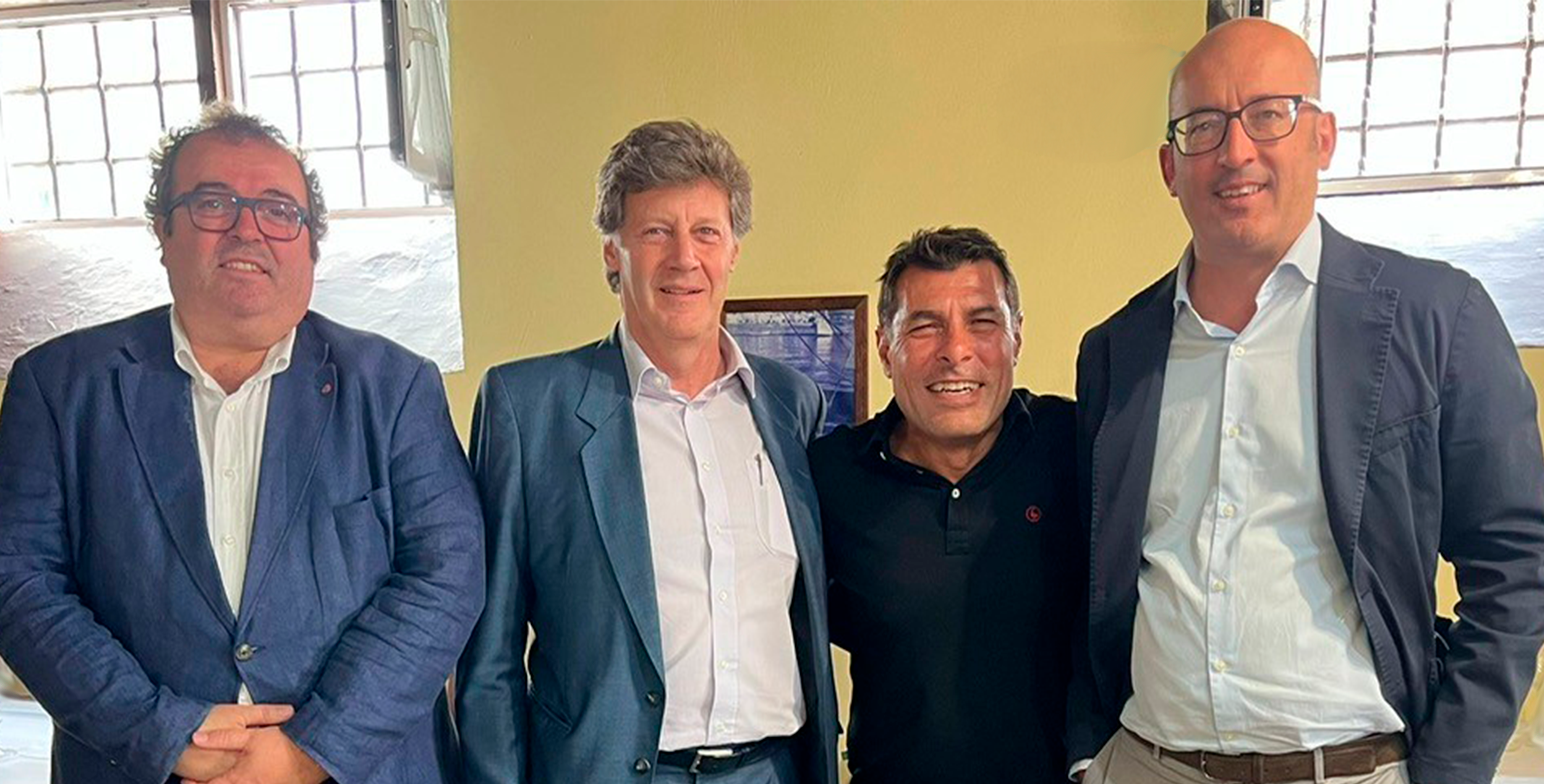 LA MUTUALIDAD DE FUTBOLISTAS Y LA FIFT REFUERZAN SU COMPROMISO CONJUNTO CON LOS FUTBOLISTAS FEDERADOS EN TENERIFE