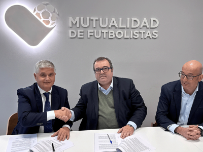 LA MUTUALIDAD DE FUTBOLISTAS Y LA FEDERACIÓN INTERINSULAR DE FÚTBOL DE LAS PALMAS FIRMAN UN ACUERDO PARA REFORZAR Y MEJORAR SUS SERVICIOS